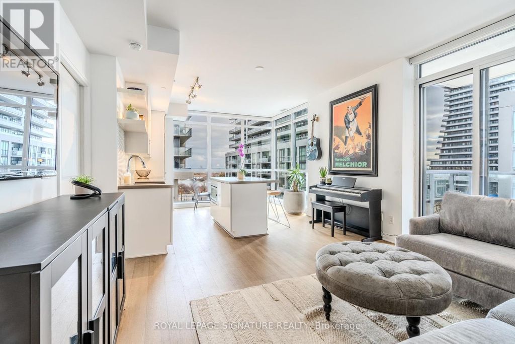 B415 - 60 Annie Craig Drive, Toronto (mimico)