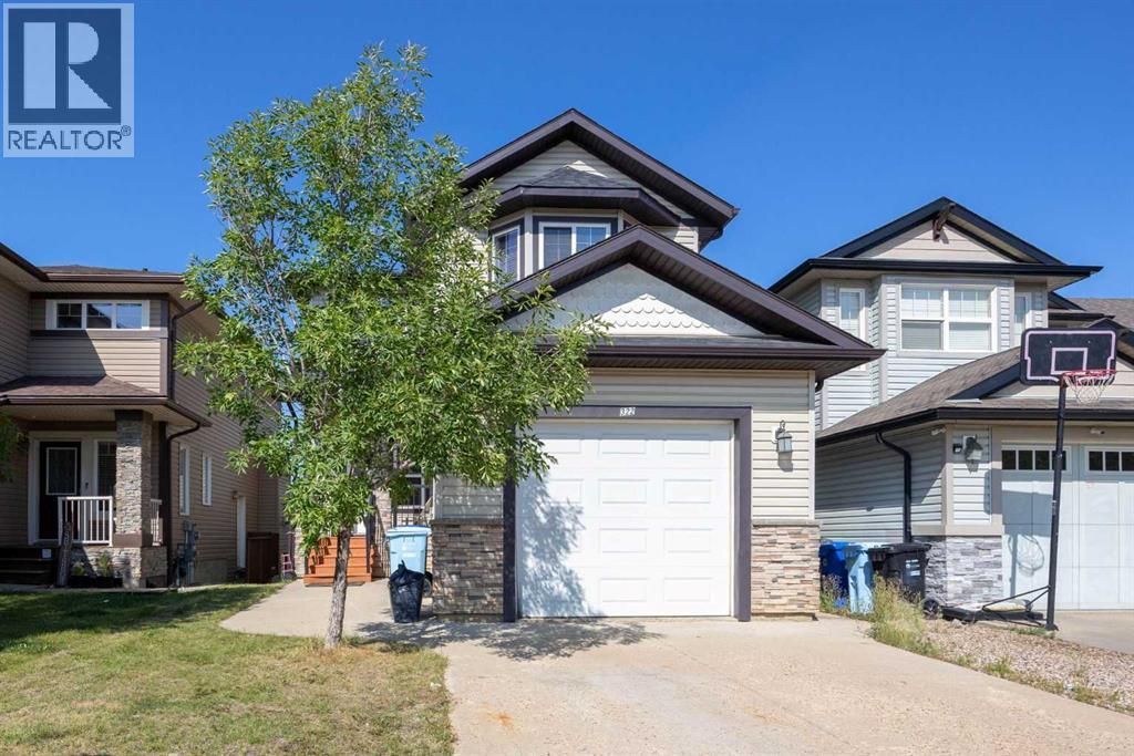 322 Grosbeak Way, Fort Mcmurray