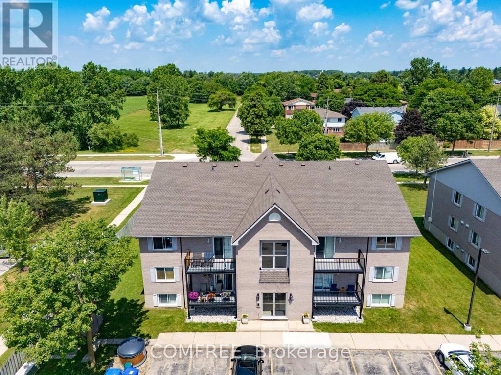 201 - 50 Campbell Court, Stratford