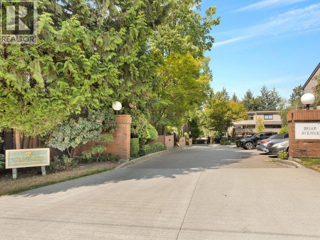 206 2140 Briar Avenue, Vancouver