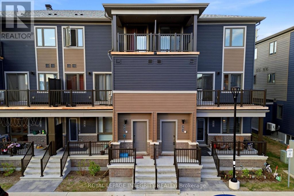 302 Parnian Private, Ottawa
