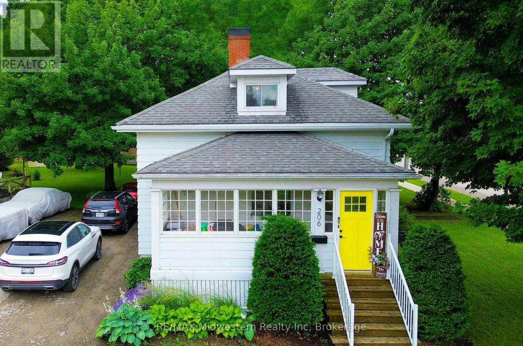 206 Union Street E, North Perth (listowel)