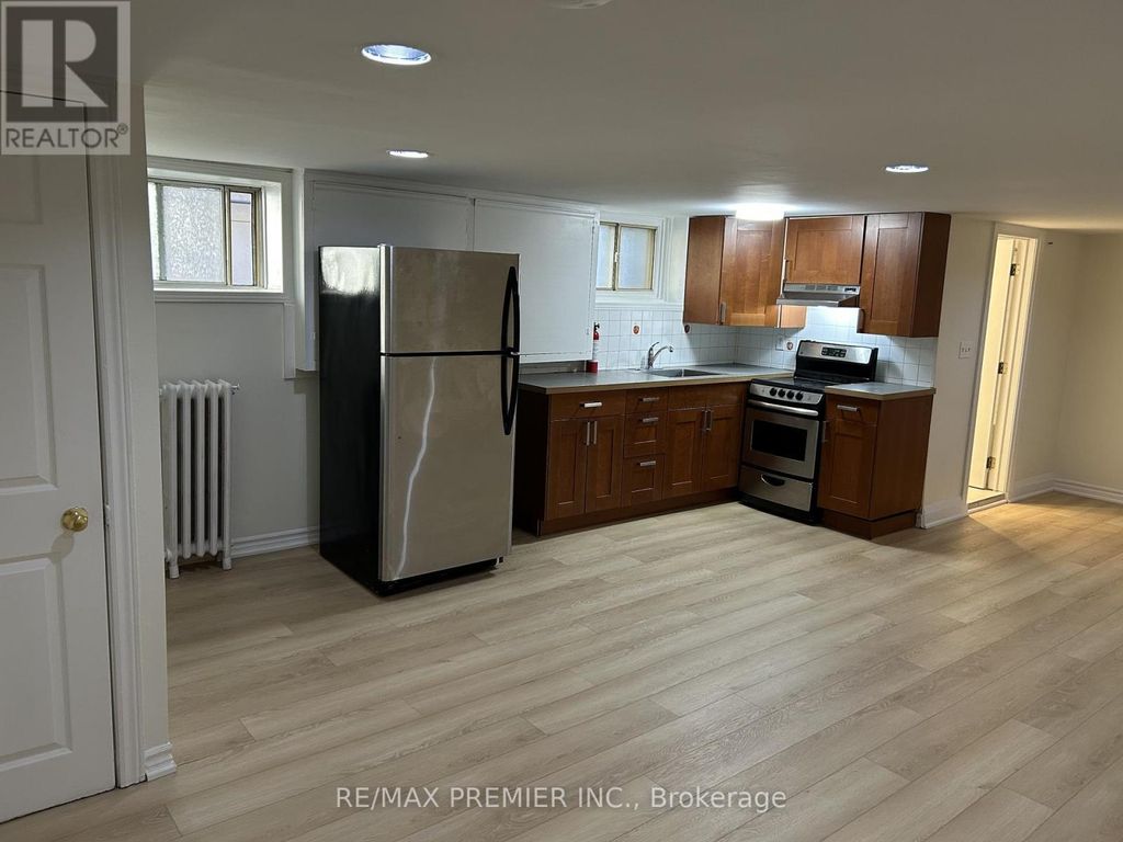 G - 1342 Pape Avenue, Toronto (broadview North)