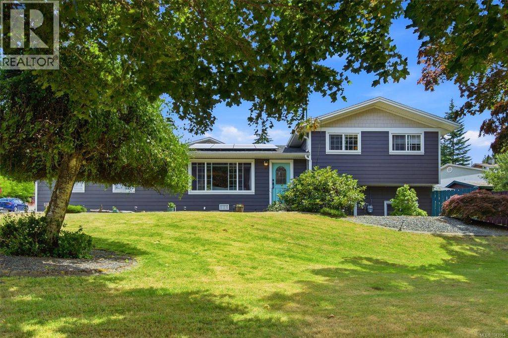 2296 Cameron Dr, Port Alberni
