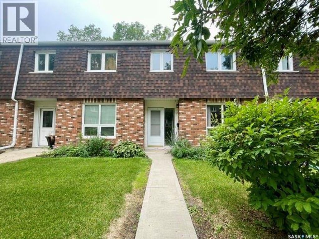 51 Spruceview Road, Regina