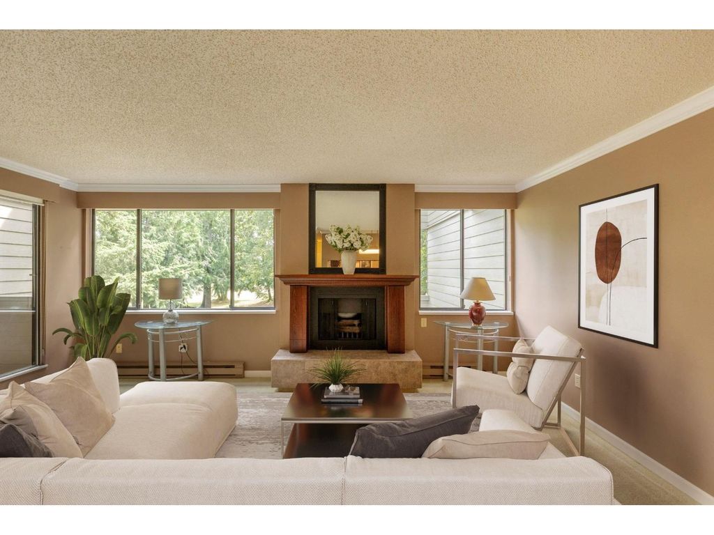211 15282 19 Avenue, Surrey