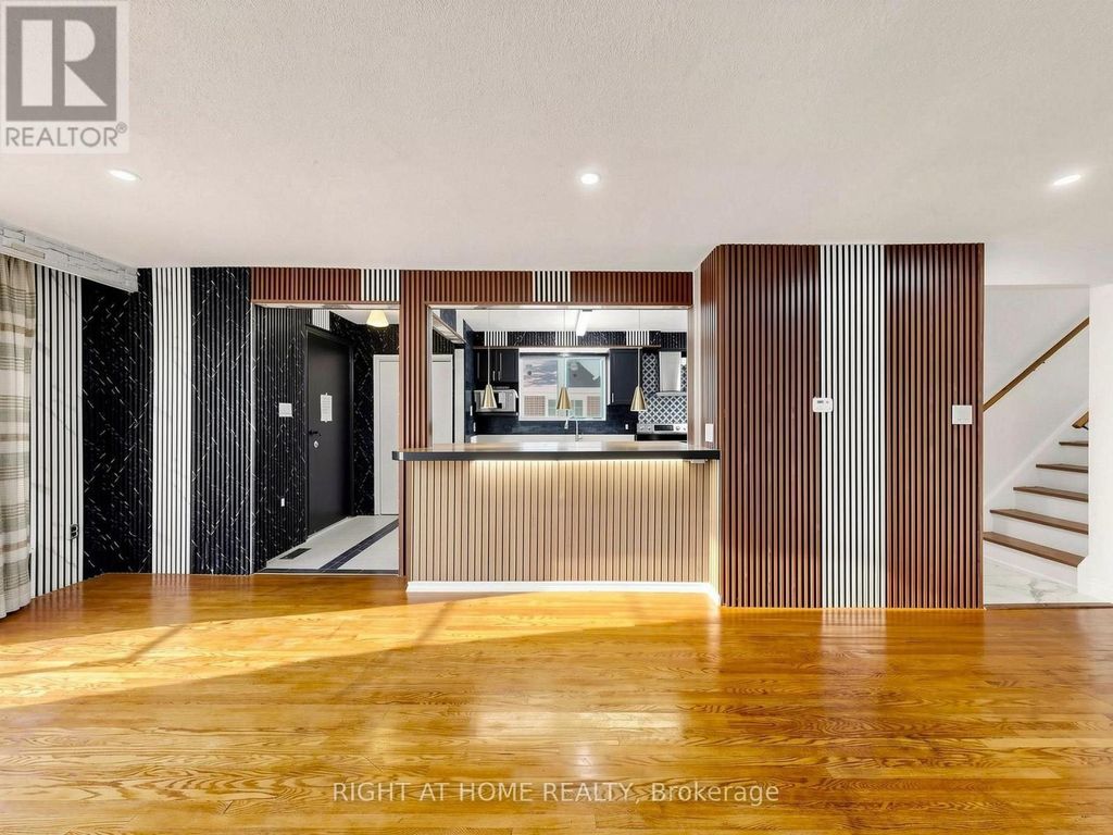 65 Darlingside Drive, Toronto (west Hill)