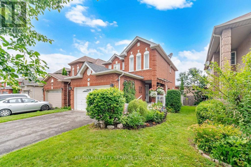 30 Henderson Crescent, New Tecumseth (alliston)