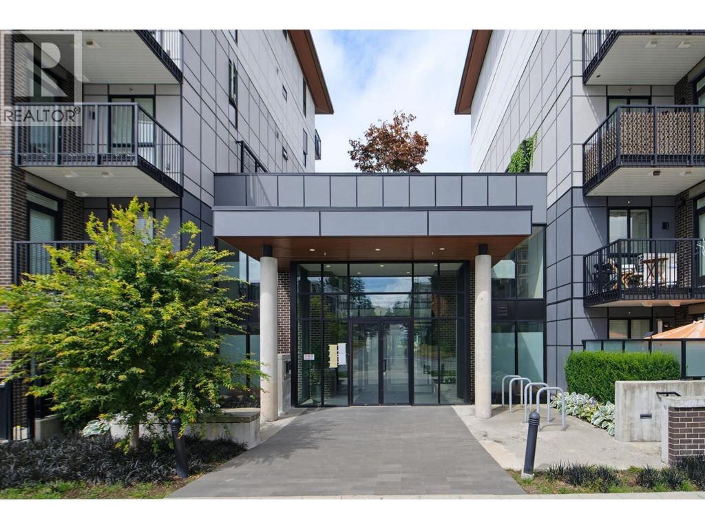220 750 Dogwood Street, Coquitlam