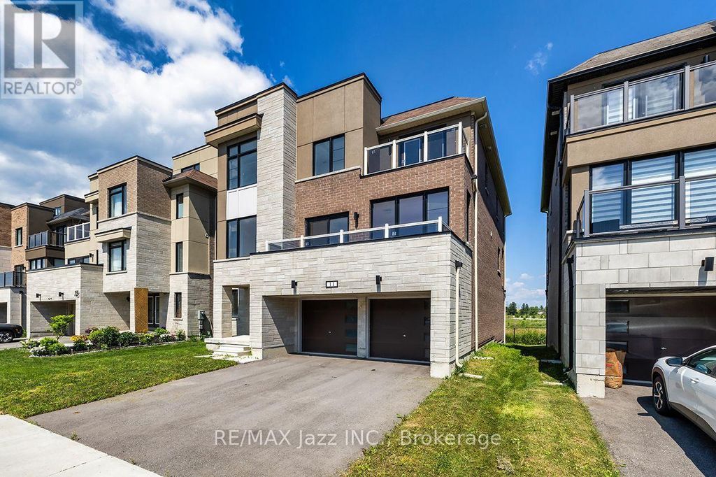 11 Yacht Drive, Clarington (bowmanville)