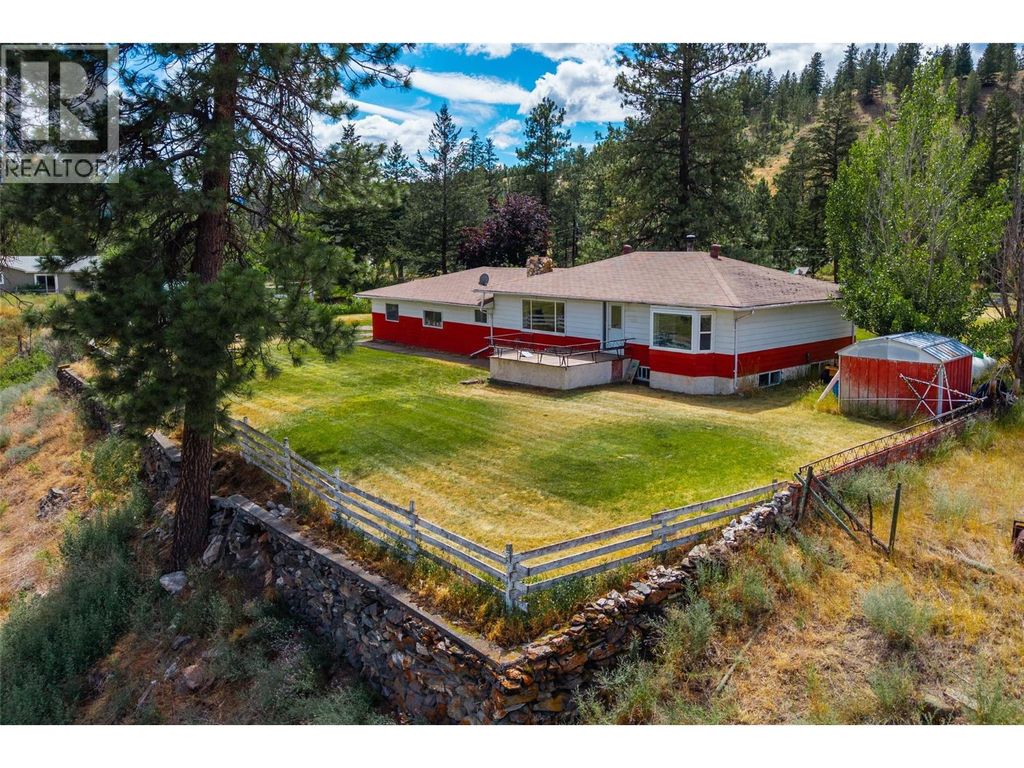 6572 Becker Road, Westwold