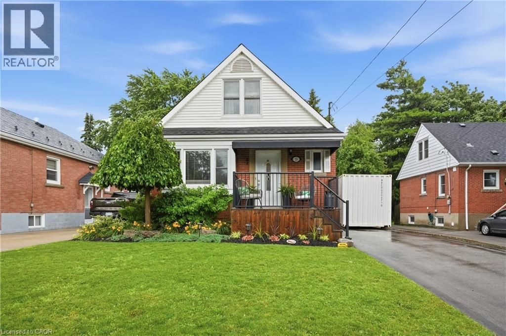 13 East 41st Street, Hamilton