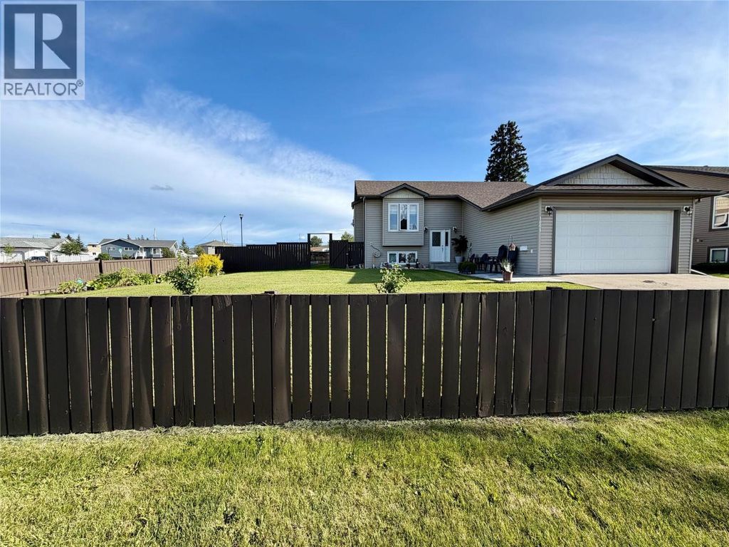 1801 109 Avenue, Dawson Creek
