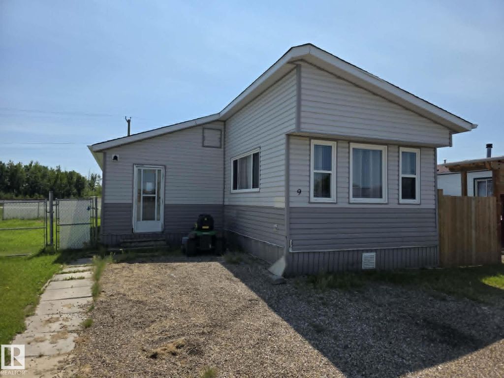 #9 5220 44 Av, Calmar