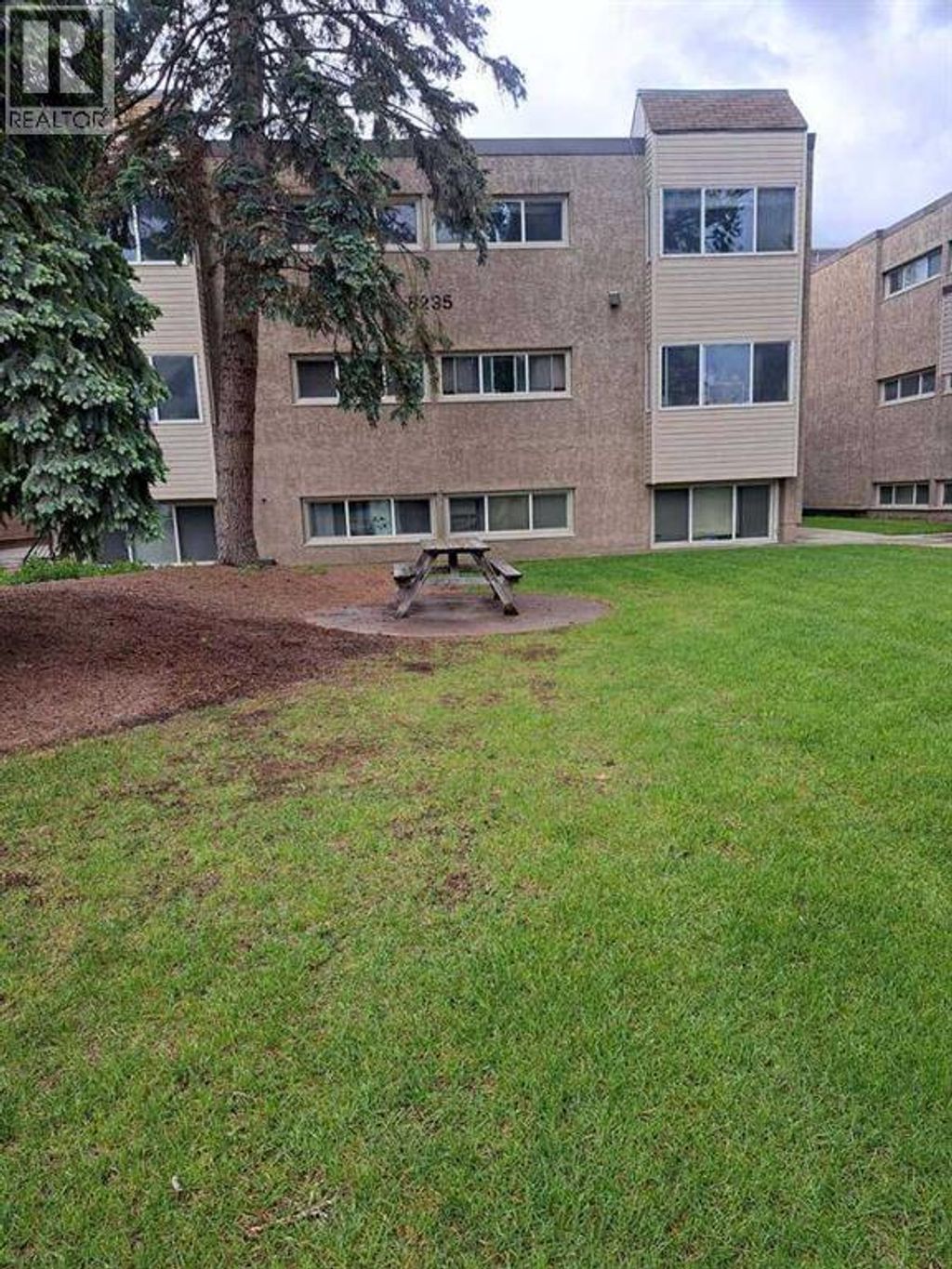 222, 8235 Elbow Drive Sw, Calgary