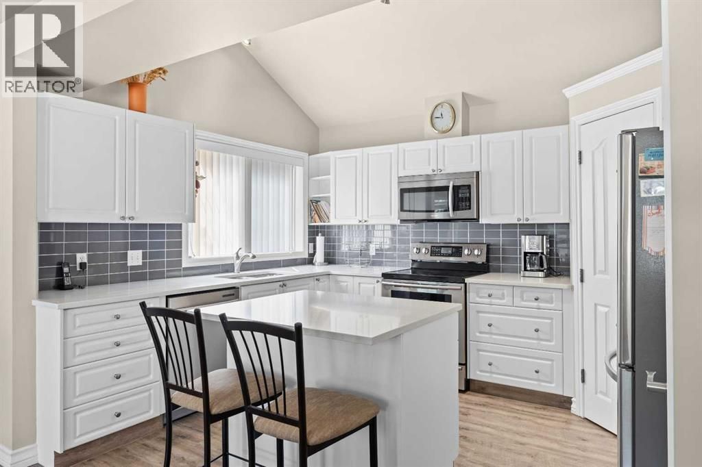 301, 405 32 Avenue Nw, Calgary