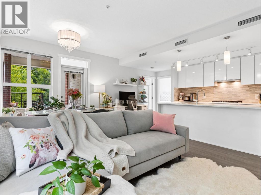 133 9551 Alexandra Road, Richmond