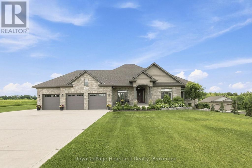 129 Sharron Court, Mapleton