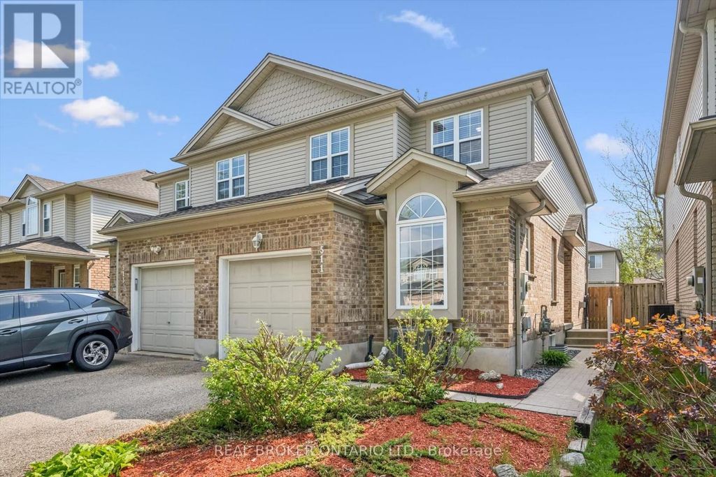 511 Dansbury Drive, Waterloo
