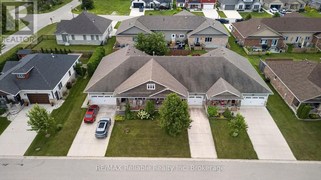 6 Sweet Grass Street, Bluewater (bayfield)