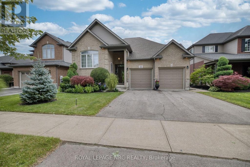 15 Fisher Drive, Niagara-On-The-Lake (virgil)