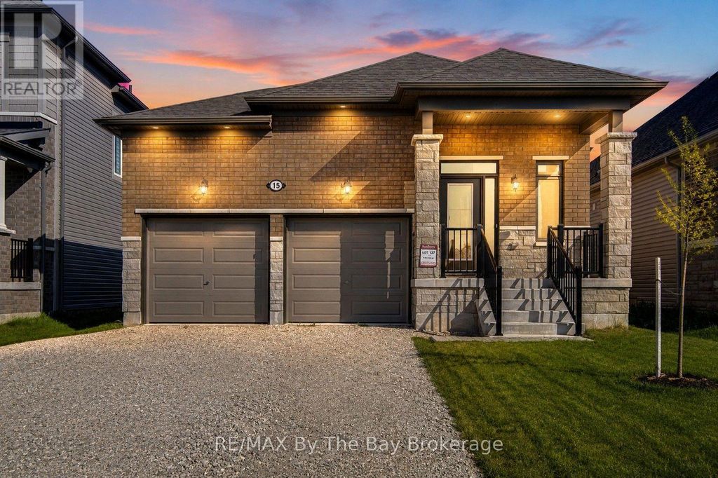 15 Union Boulevard, Wasaga Beach