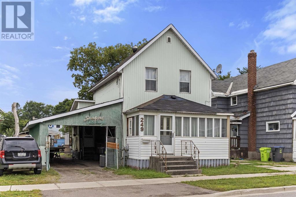 249 John St, Sault Ste. Marie