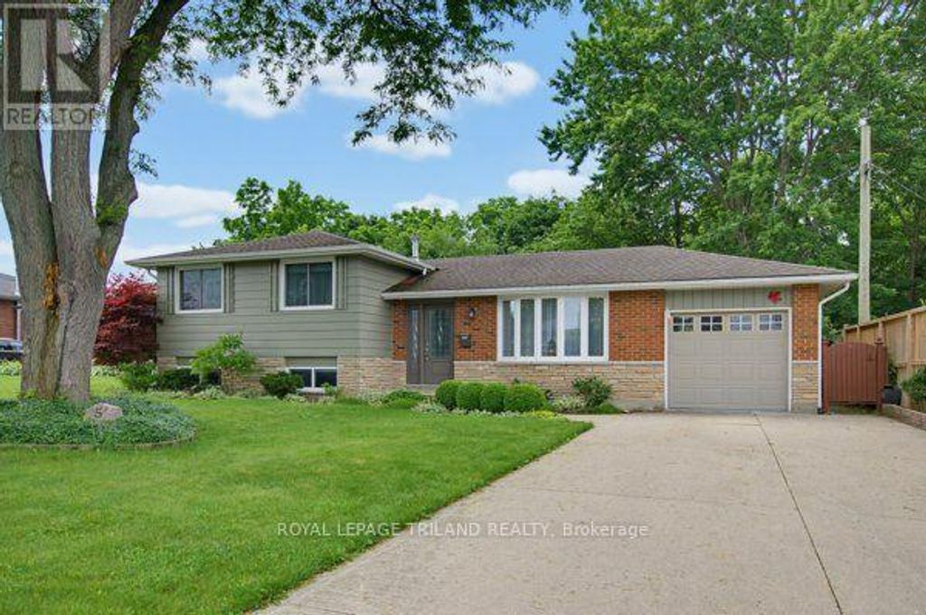 5 Warren Crescent, St. Thomas