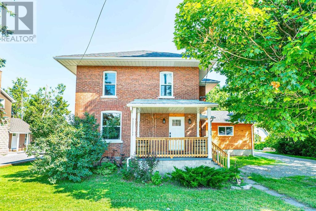 907 Highway 7, Kawartha Lakes (oakwood)