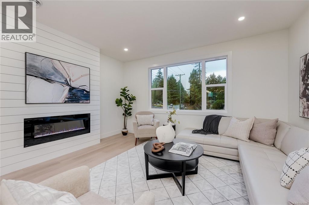113 960 Jenkins Ave, Langford