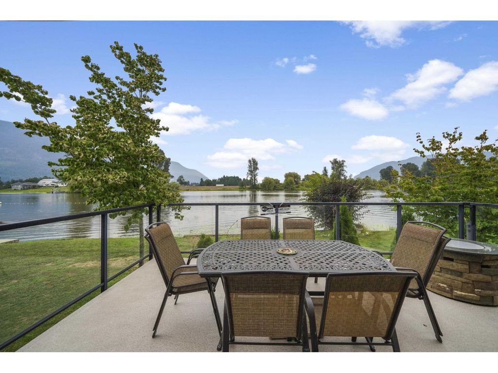 149 152 8400 Shook Road, Mission