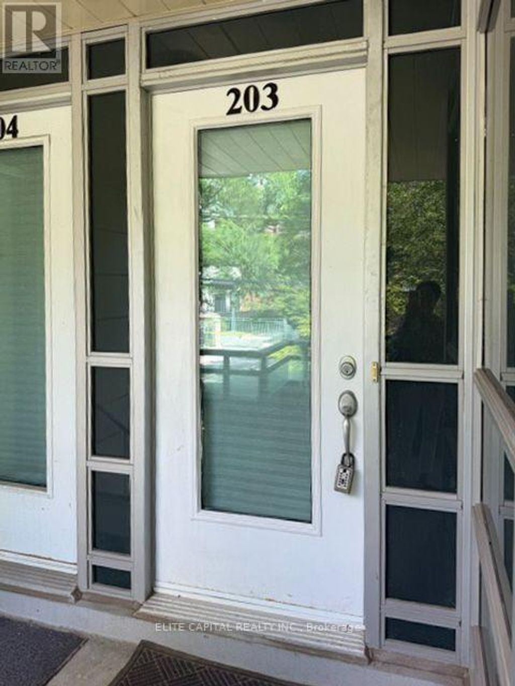 203 - 31 Olive Avenue, Toronto (willowdale East)