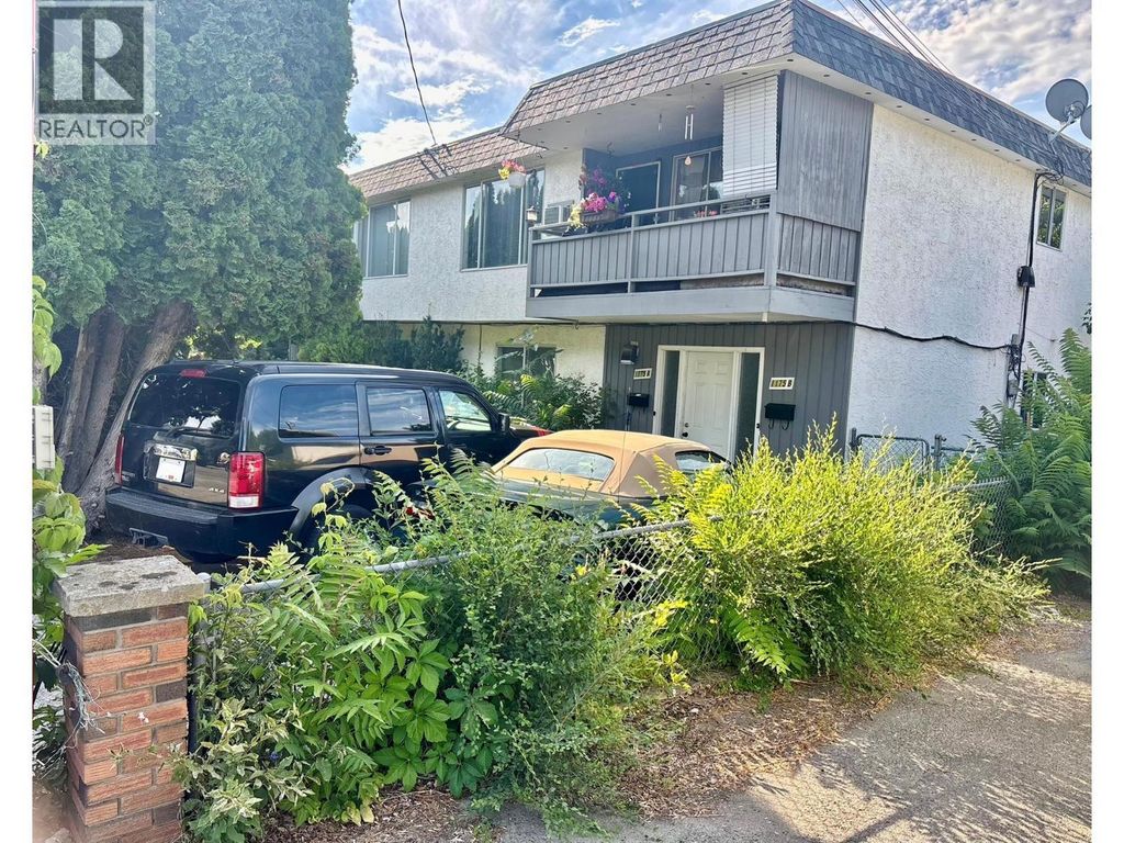 1175-1179 Raymer Avenue, Kelowna