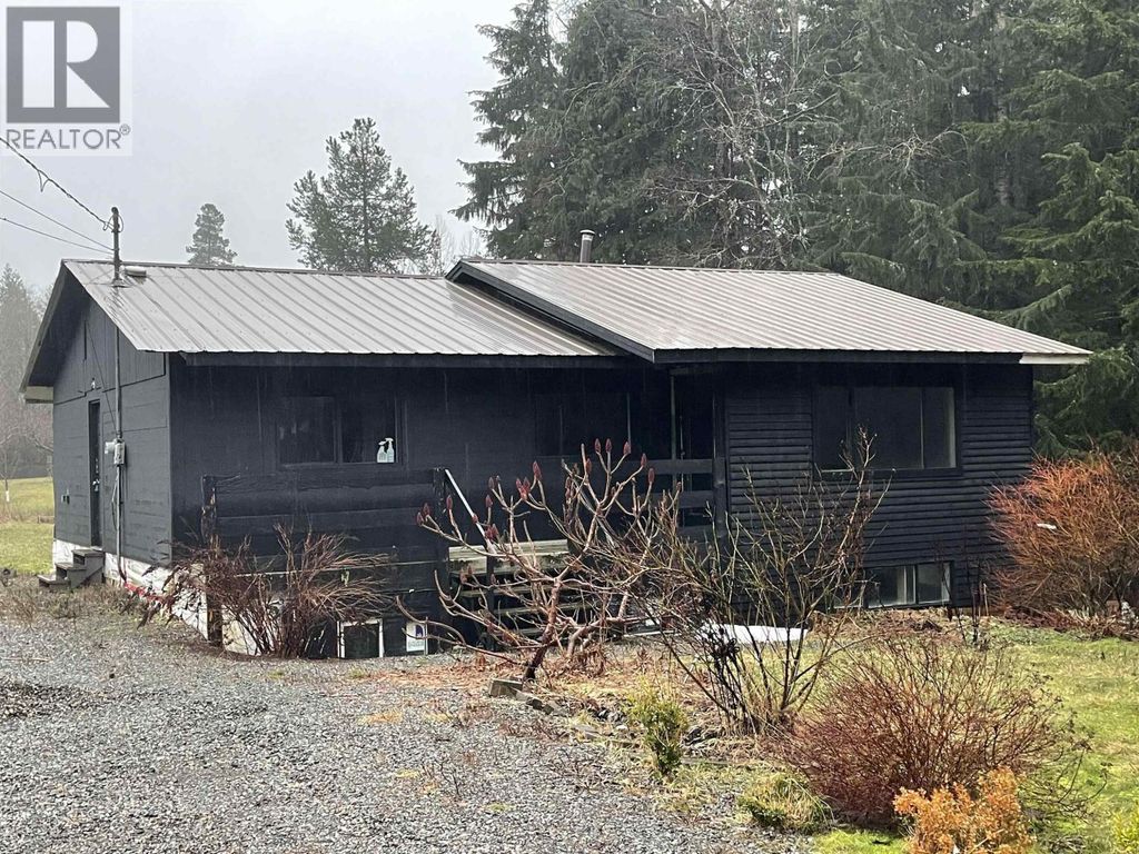4761 Glen Road, Terrace