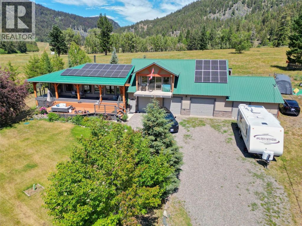 118 Skye Blue Loop, Princeton