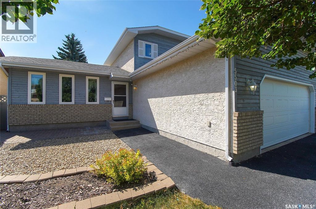 5503 Ballantine Court, Regina