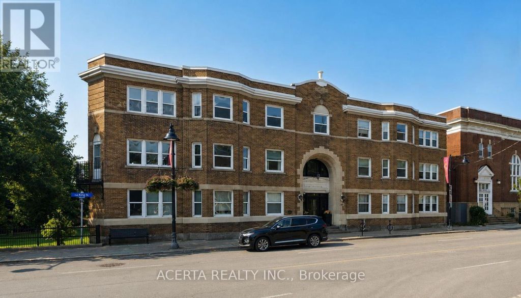 26 - 612 Bank Street, Ottawa