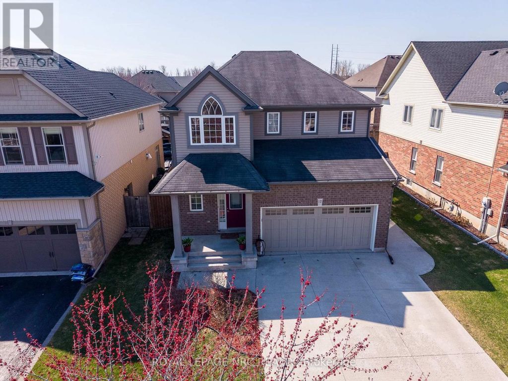 12 Wilfrid Laurier Crescent, St. Catharines (secord Woods)