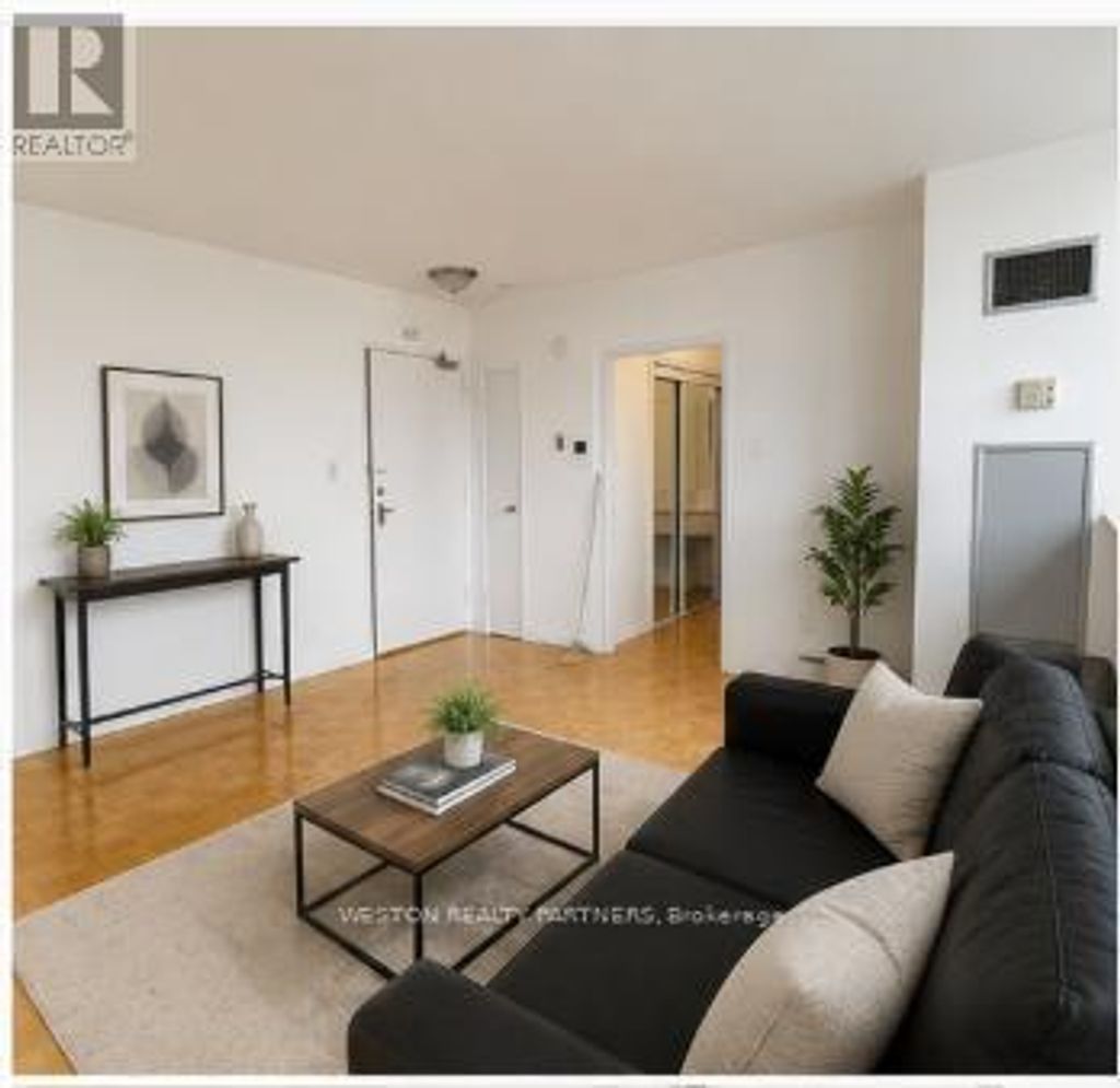 704 - 171 Erskine Avenue, Toronto (mount Pleasant West)