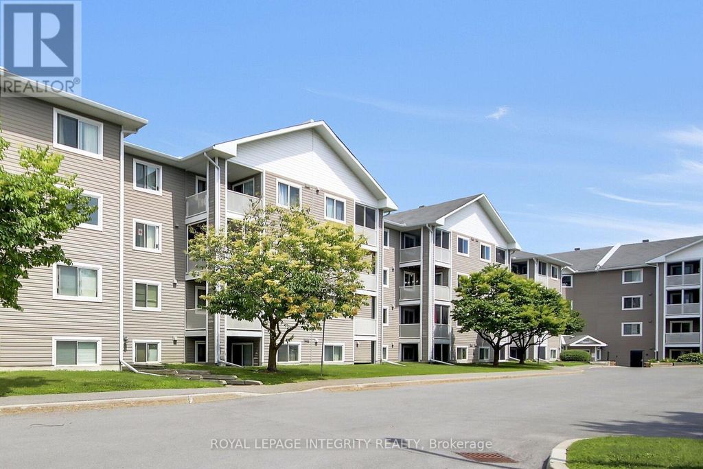 302 - 316 Lorry Greenberg Drive, Ottawa