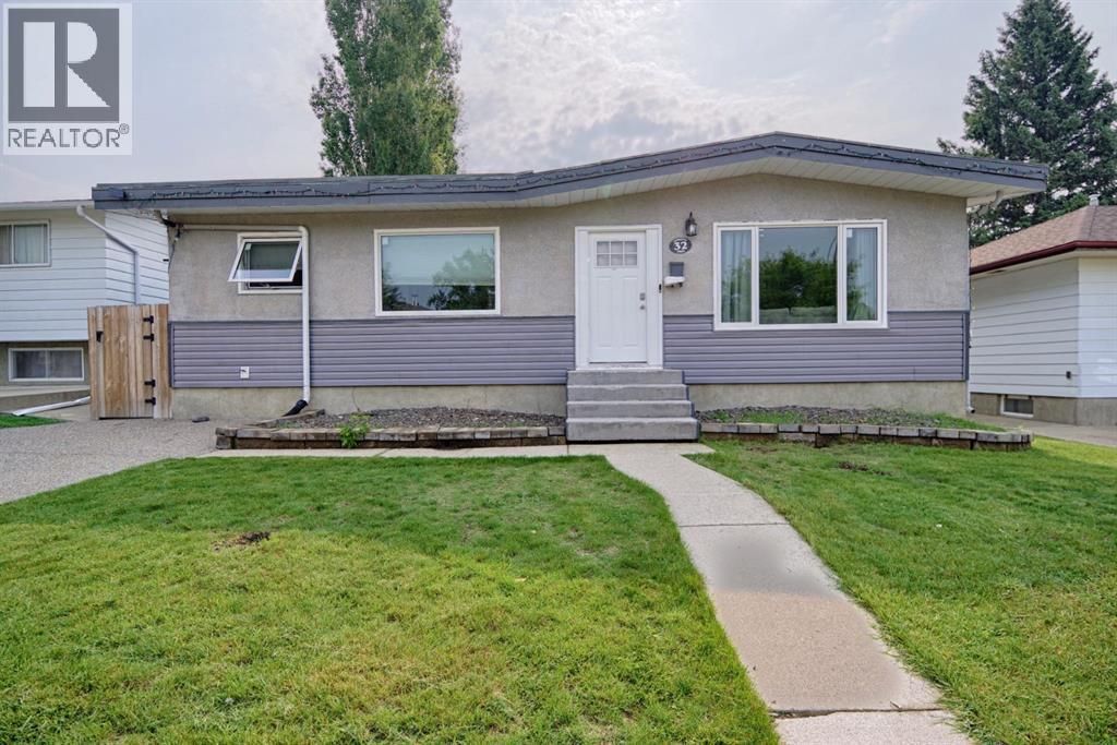 32 Lemoyne Crescent W, Lethbridge