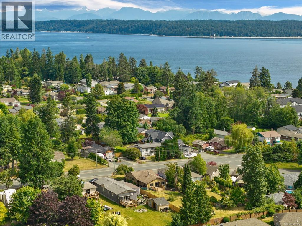 221 Hilchey Rd, Campbell River