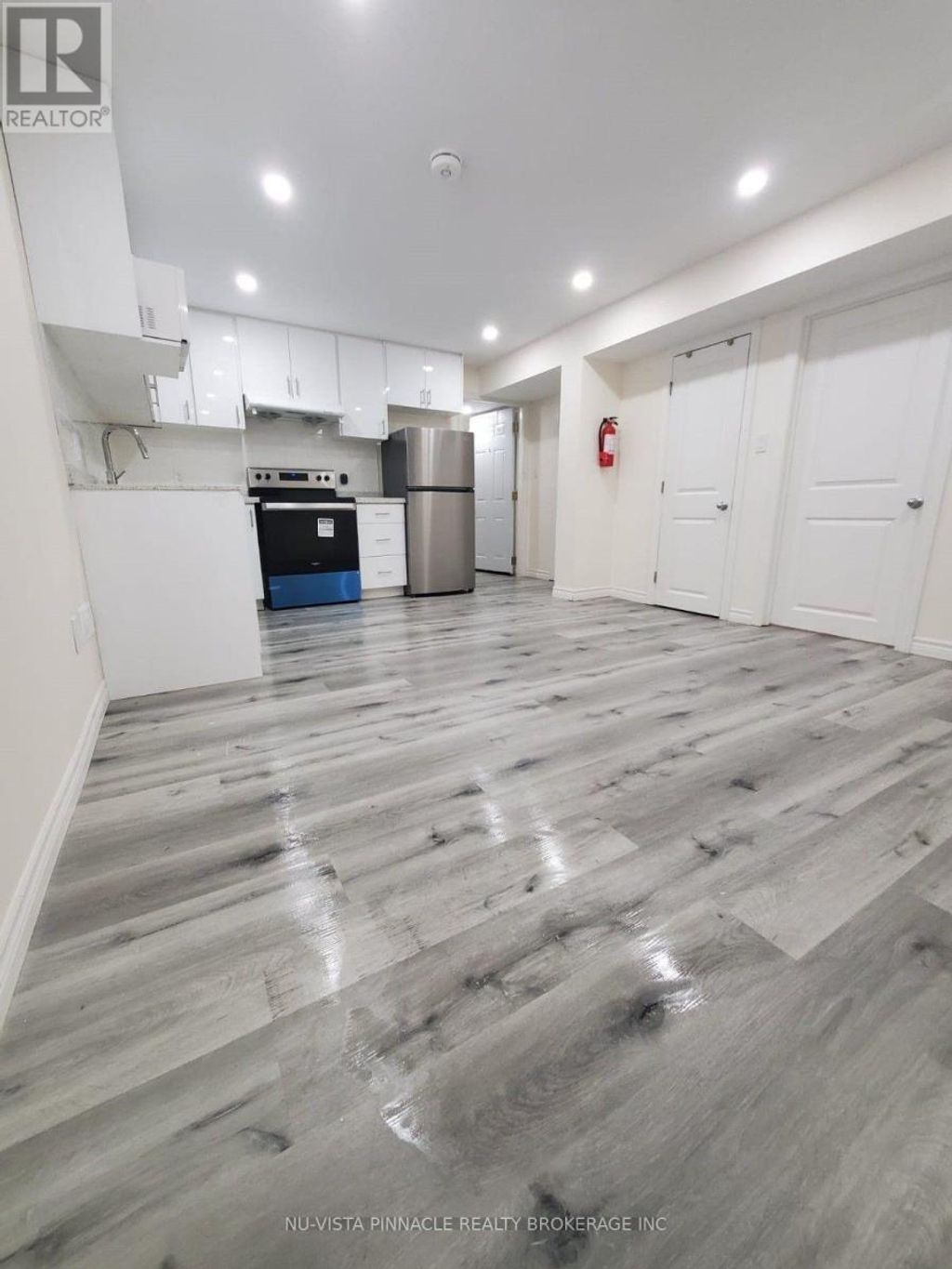 Lower - 289 Middleton Avenue, London South (south W)
