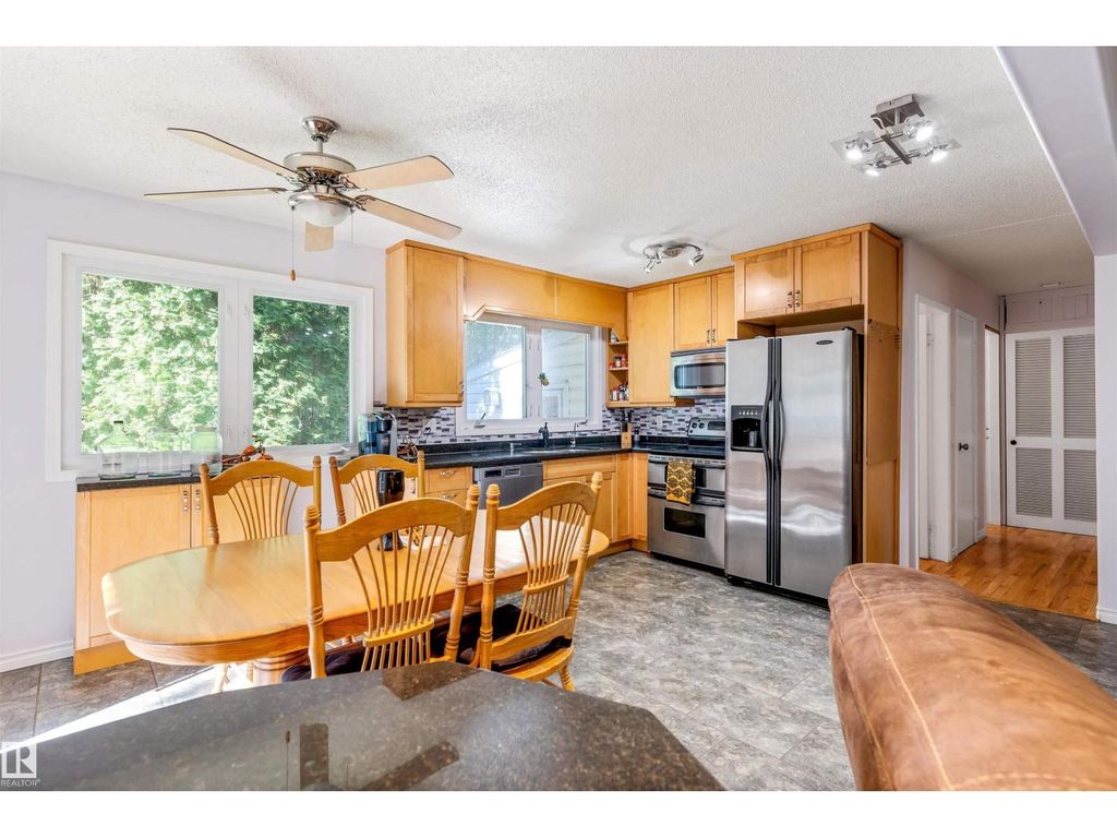1700 Lakeside Dr, Rural Parkland County