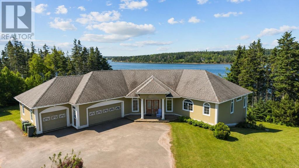 40 Sunset Drive, Souris