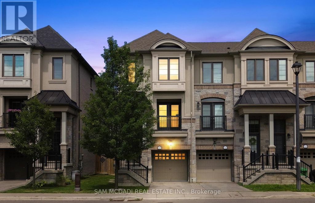 1120 Beachcomber Road, Mississauga (lakeview)
