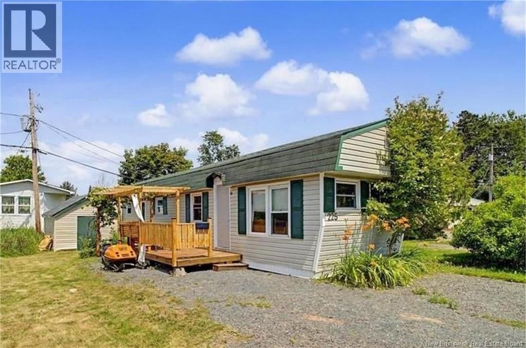 225 Driftwood Loop, Fredericton