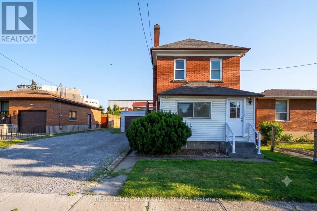 5262 Kitchener Street, Niagara Falls (clifton Hill)