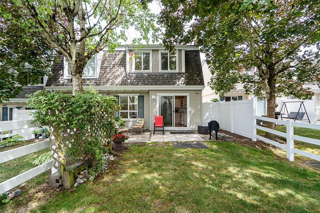 67 8890 Walnut Grove Drive, Langley
