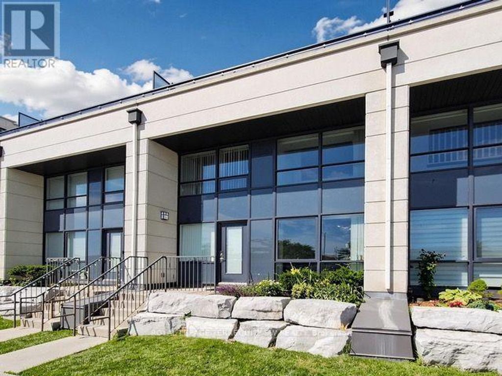 Th114 - 12 Woodstream Boulevard, Vaughan (vaughan Grove)